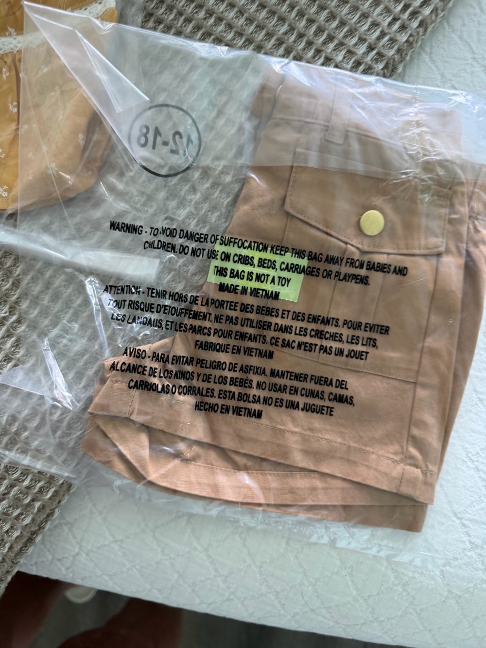 Janie and Jack tan cargo shorts nwt 12 to 18 months